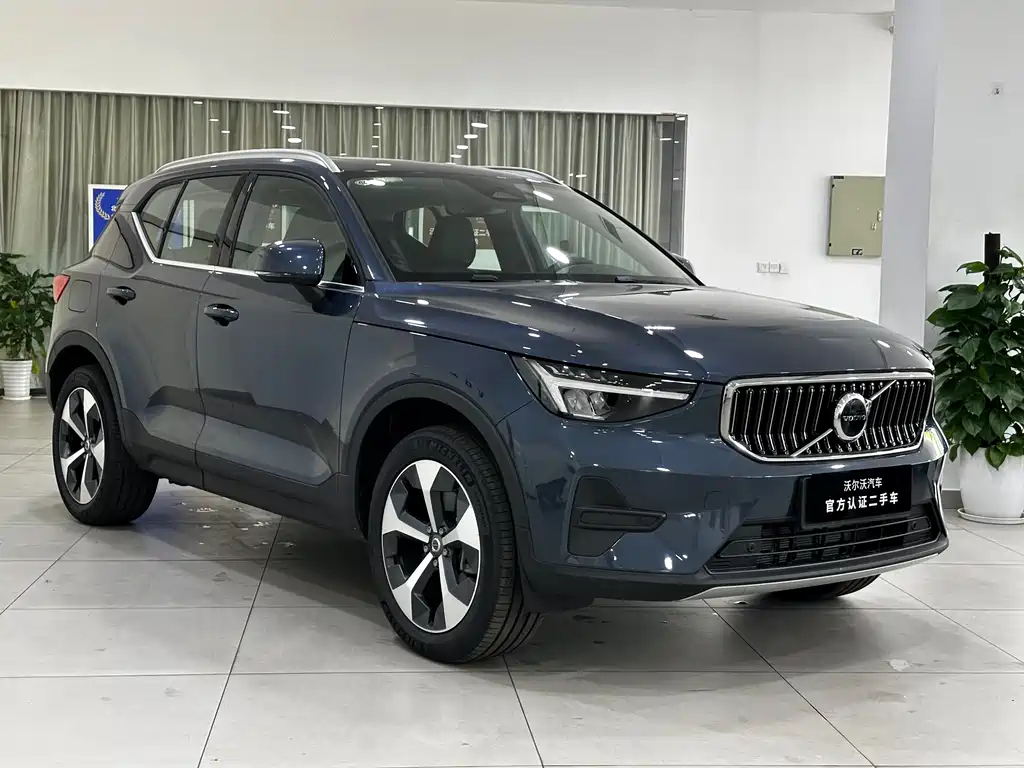 Volvo XC40 沃尔沃XC40 2026款 B4 四驱智远豪华版
