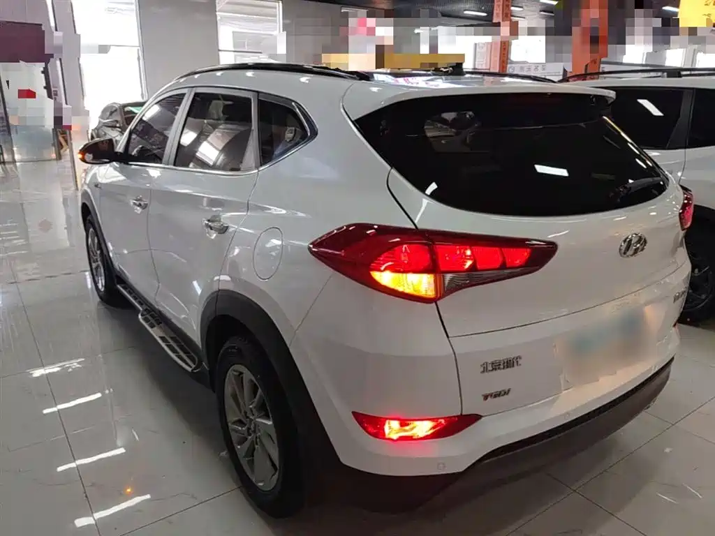 Tucson 1.6 T DCT 2 WD Intelligent