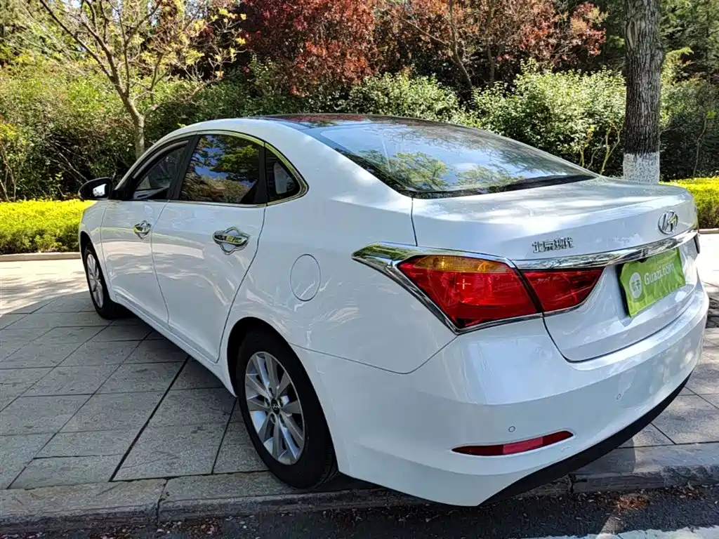 Mistra 1.8 L Auto Intelligent GLS