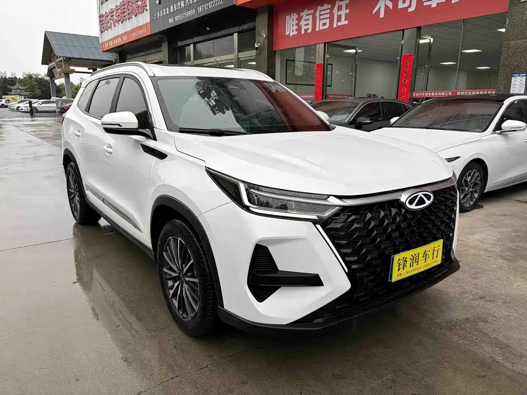 Tiggo 8 PRO Champion 290 T 2 WD Shine 5-seat