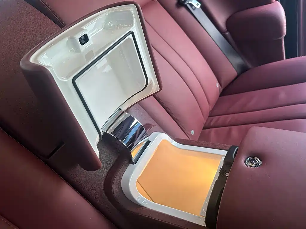 Phantom 6.7 L Standard