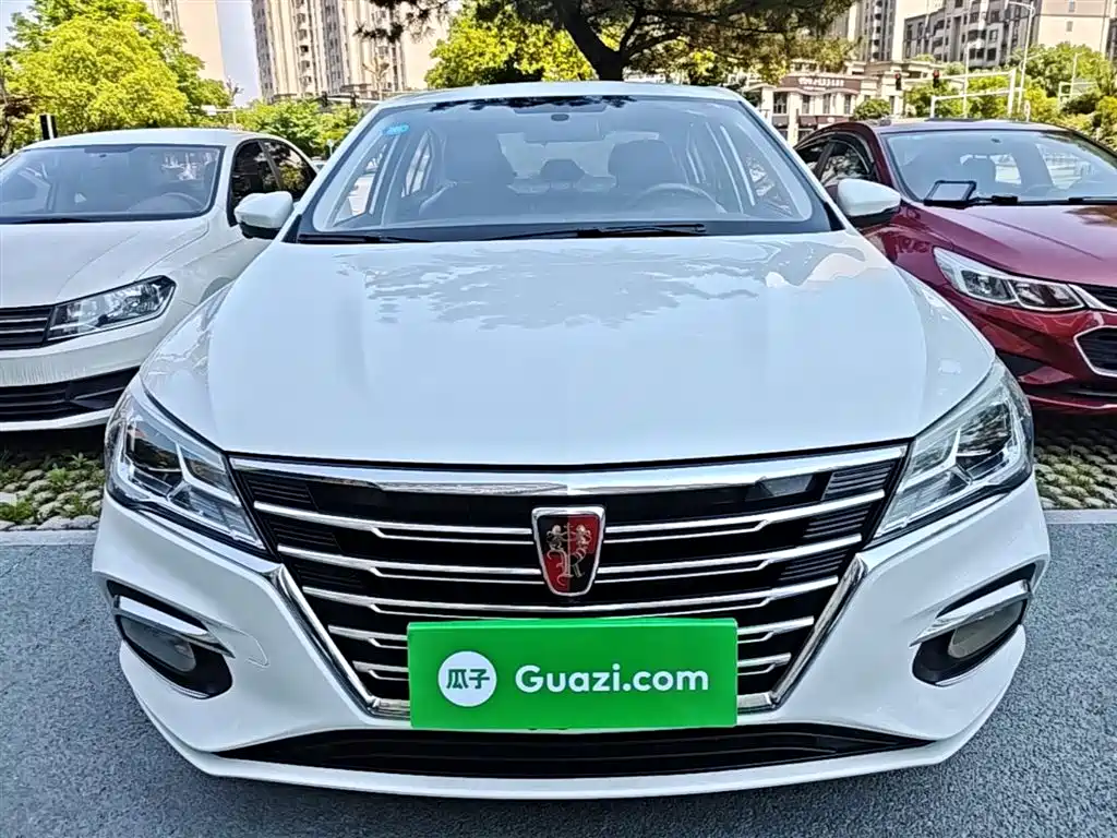 Roewe i5 1.5 L Auto 4 G Connected Bright Grand