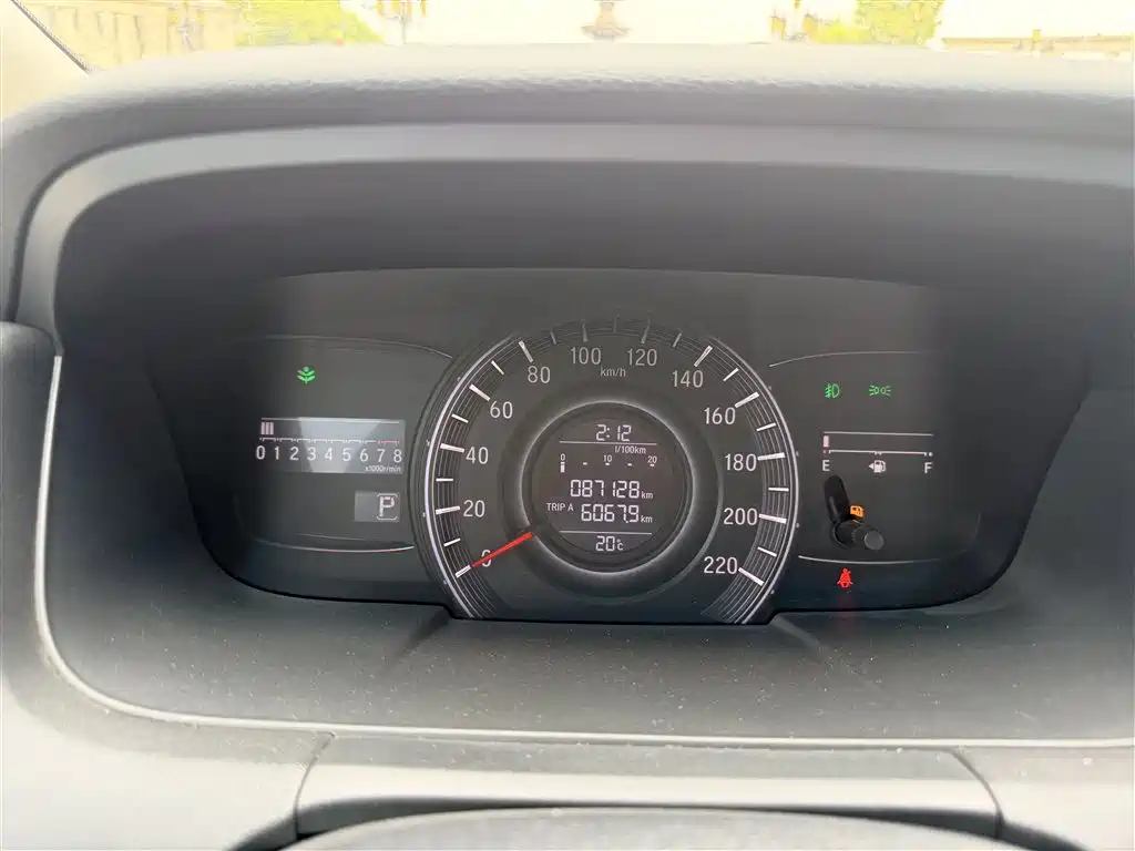 Odyssey 2.4 L Luxury