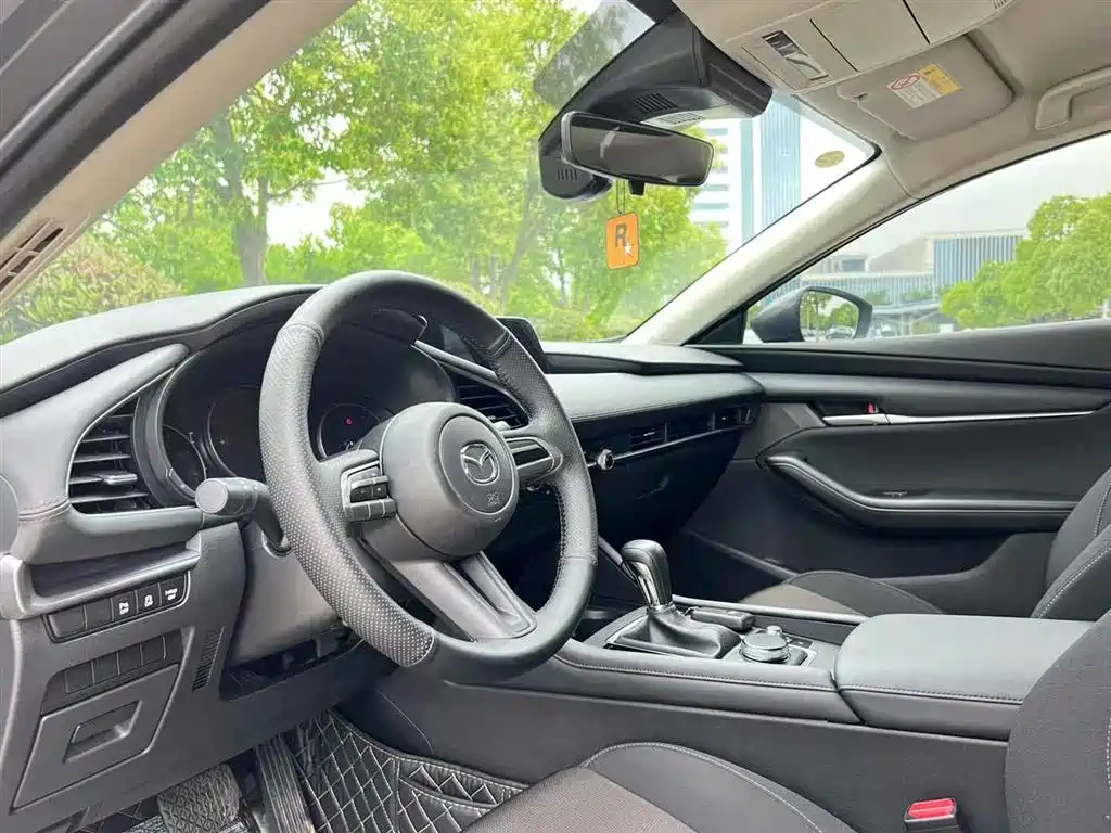 Mazda 3 Axela 2.0 L Auto Quality Engine