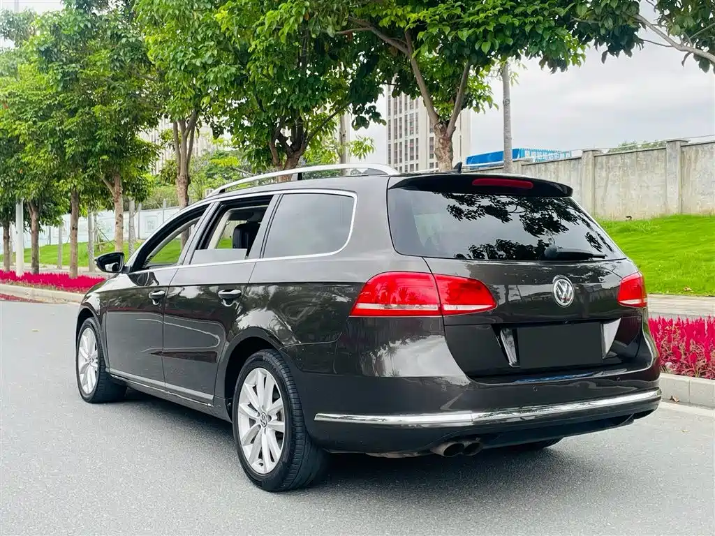 Magotan (Import) Wagon 2.0 TSI Comfort
