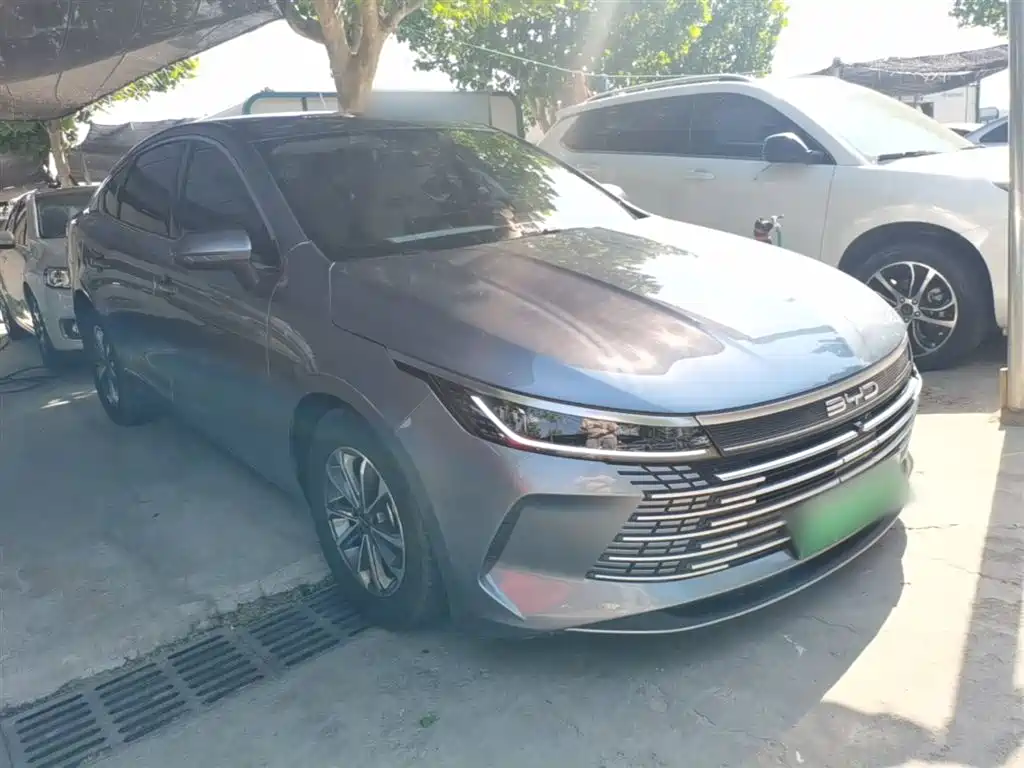 Destroyer 05 Glory DM-i 55 KM Luxury