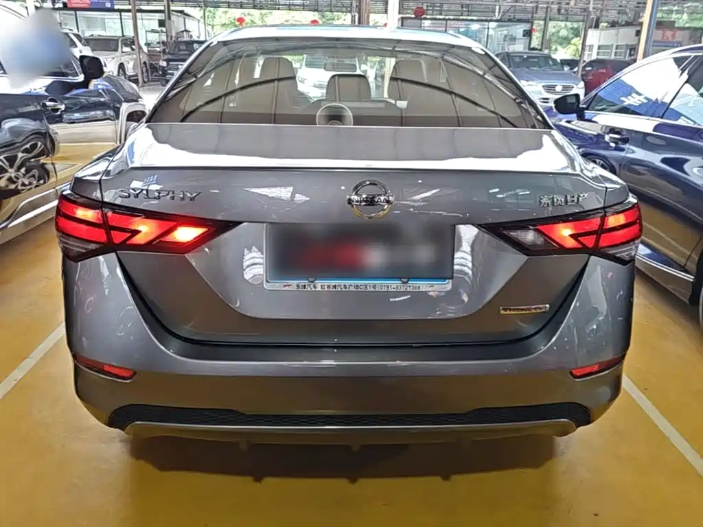 Sylphy 1.6 L XL CVT Joy