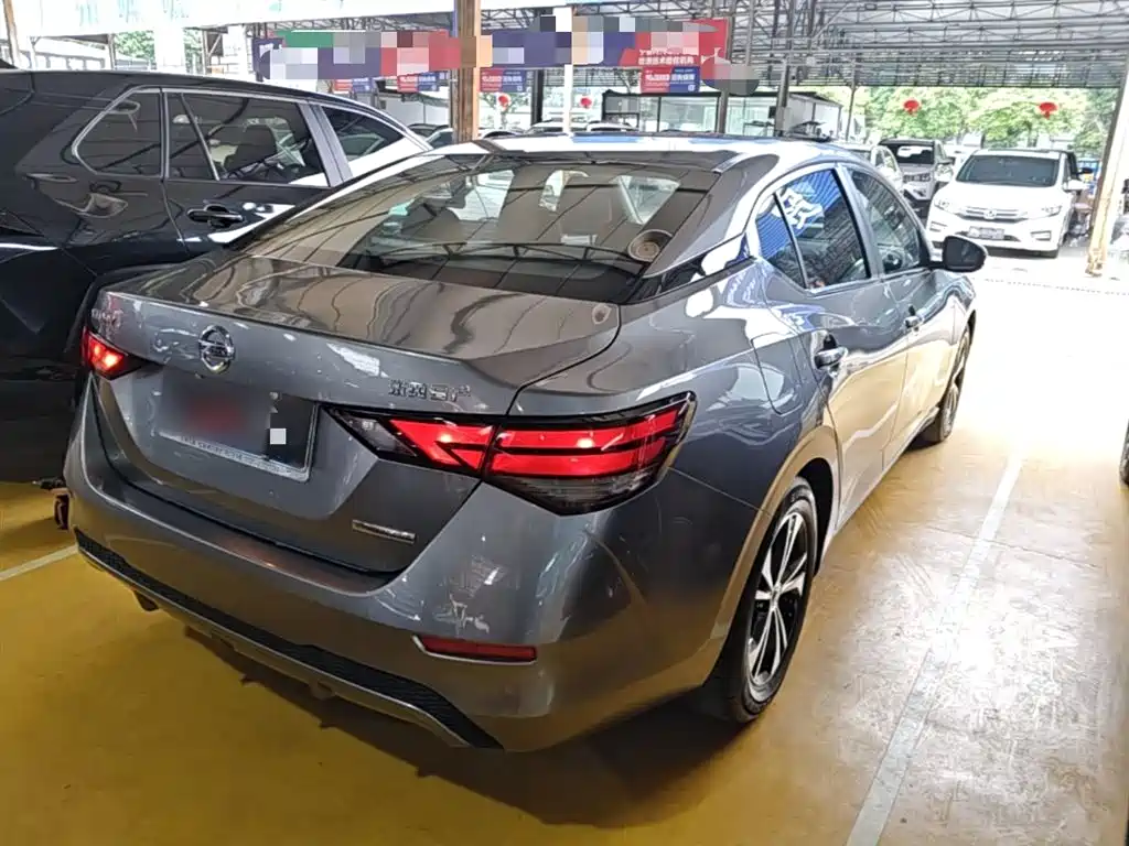 Sylphy 1.6 L XL CVT Joy