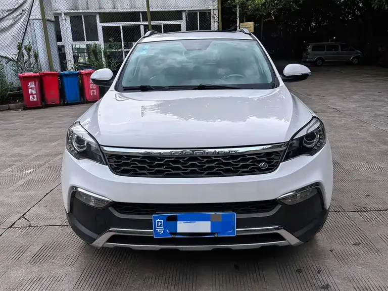 Leopaard CS10 1.5 T CVT Distinguished