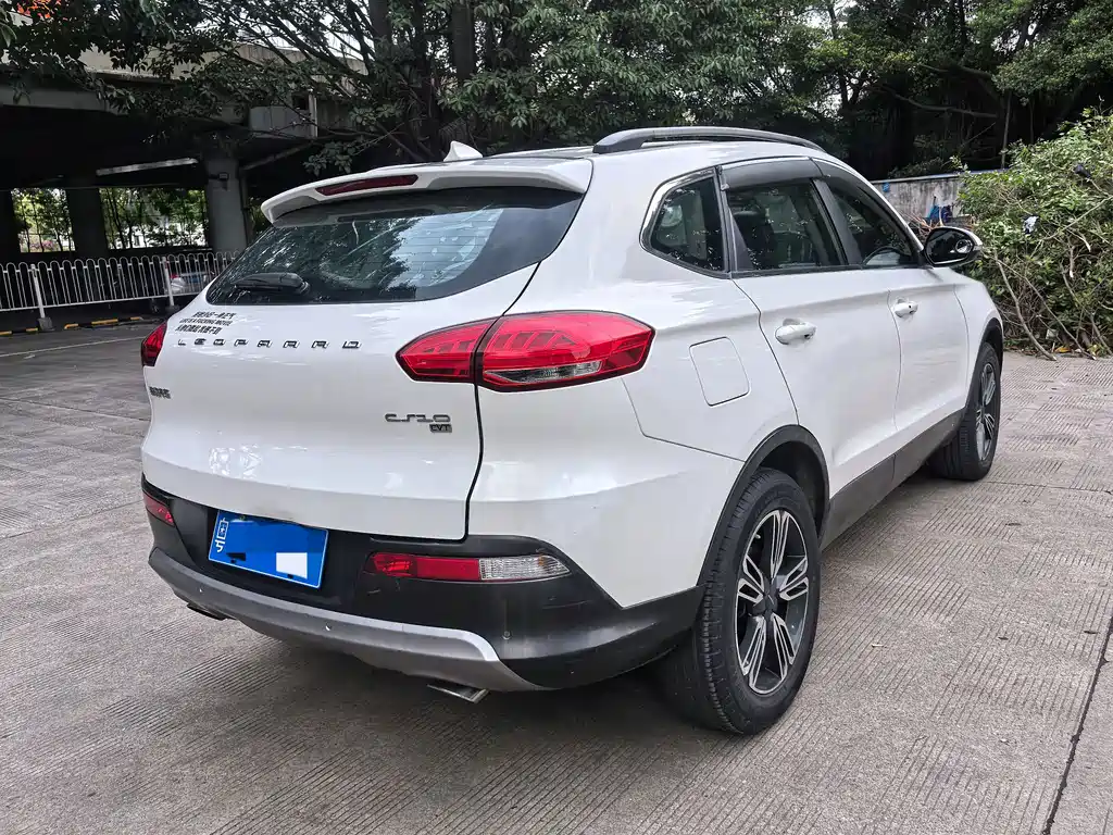 Leopaard CS10 1.5 T CVT Distinguished