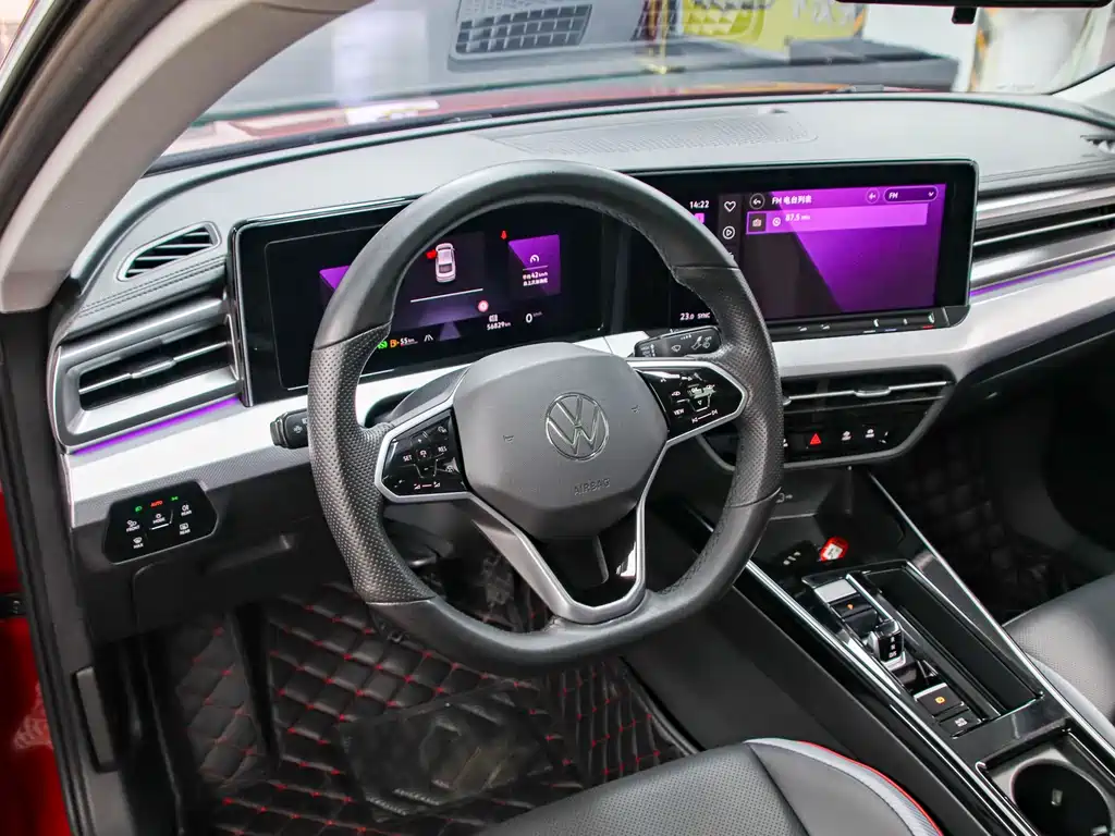Lamando Lamando L 280 TSI DSG Spicy Cool