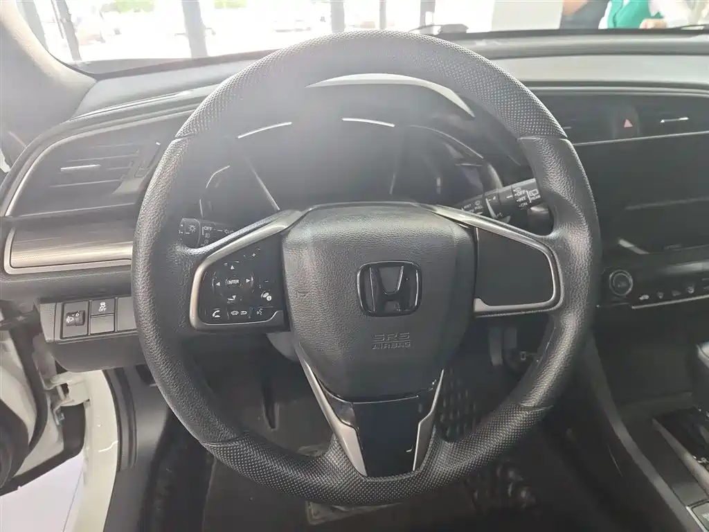 Civic HATCHBACK 220 TURBO CVT New Sharp Control
