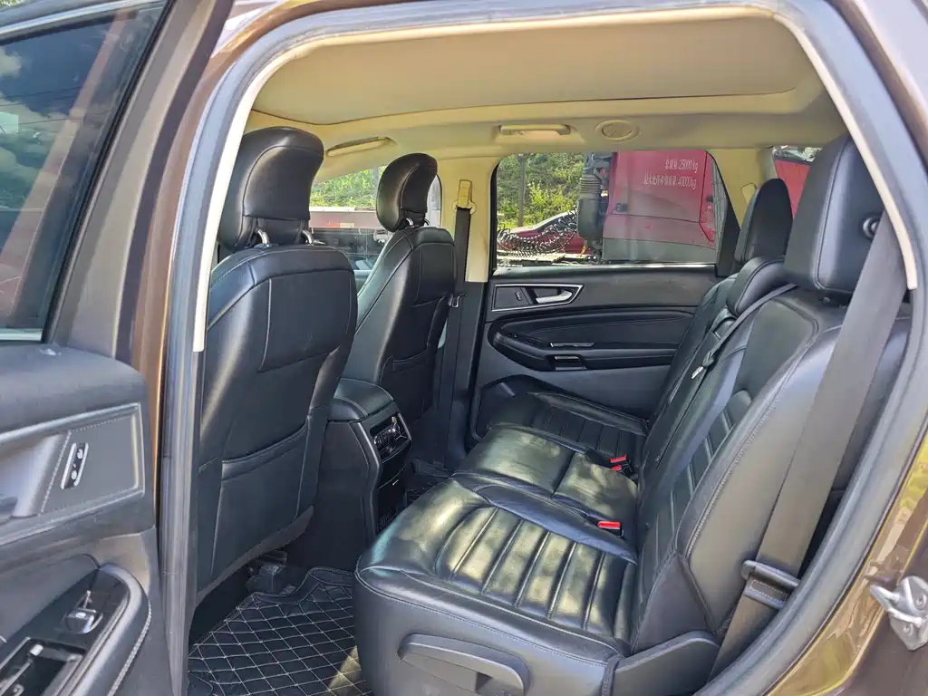 Edge 2.0 T GTDi 4 WD Grand Sharp