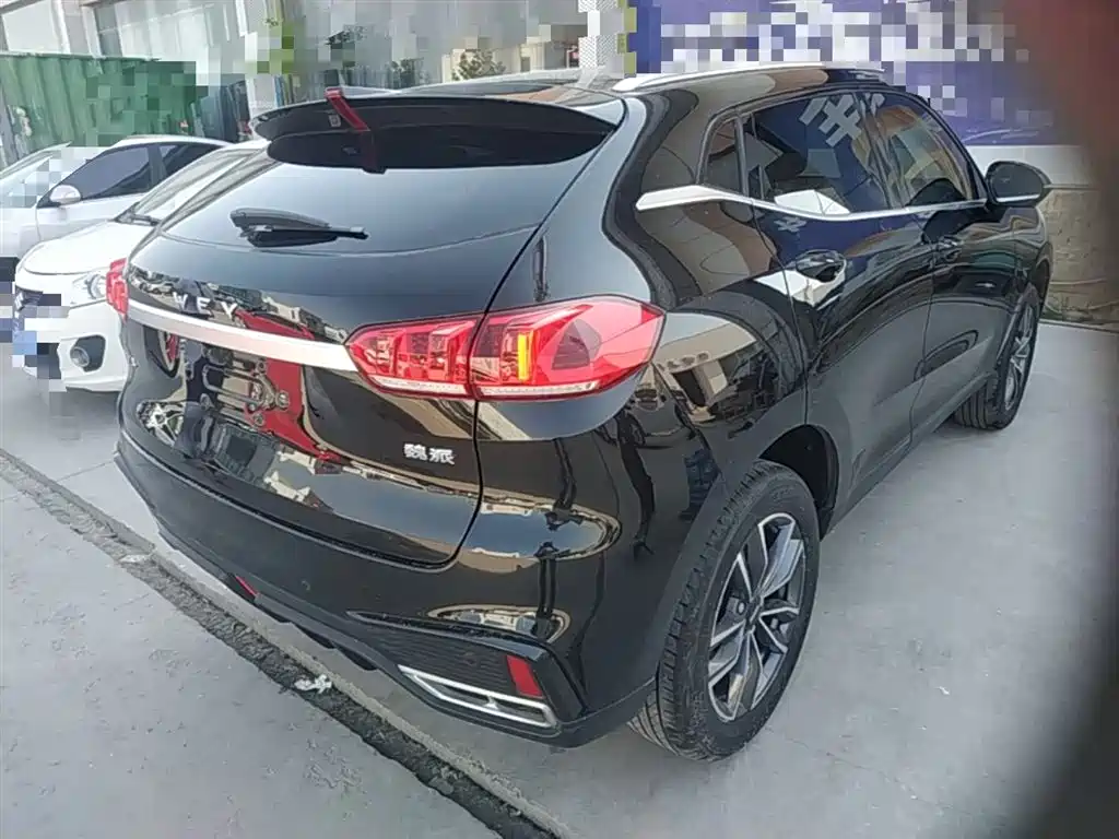 WEY VV5 1.5 T 2 WD Smart Pioneer