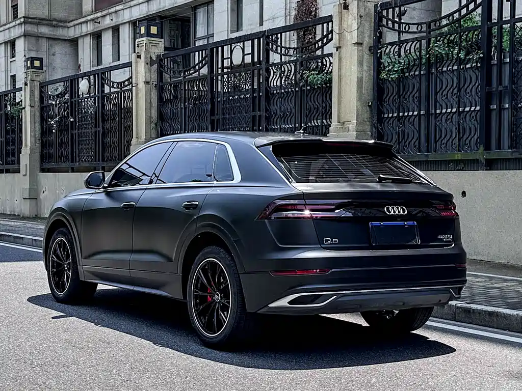 Audi Q8 45 TFSI Luxury Elegant