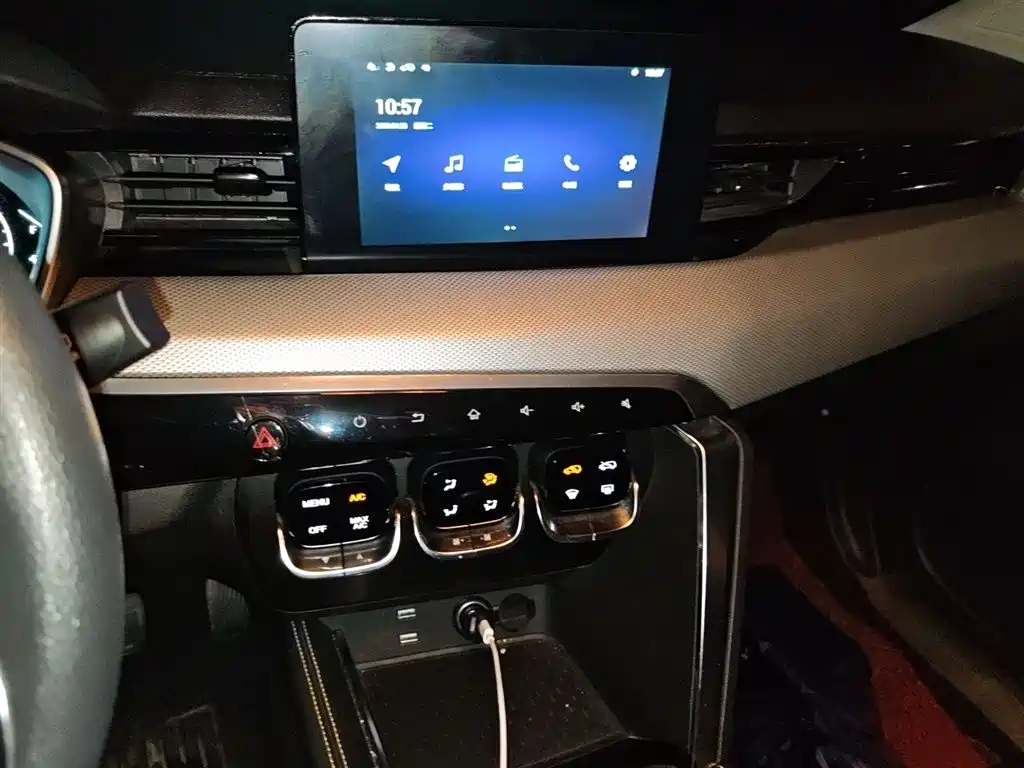 BAIC X3 1.5 T Manual Glory