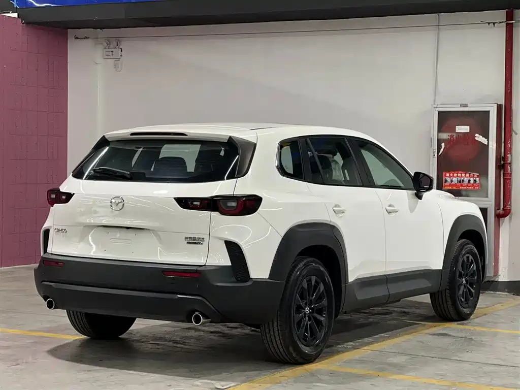 Mazda CX-50 2.0 L