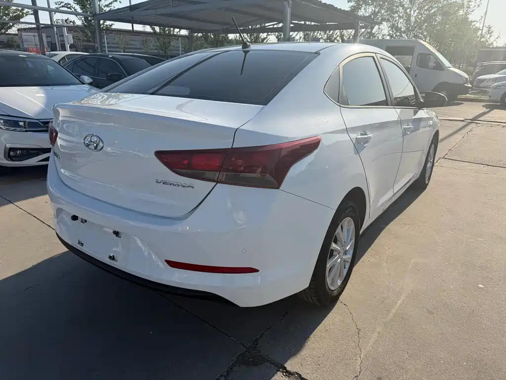 Verna 1.4 L Auto Cool GLS