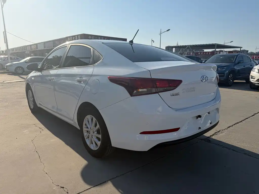 Verna 1.4 L Auto Cool GLS