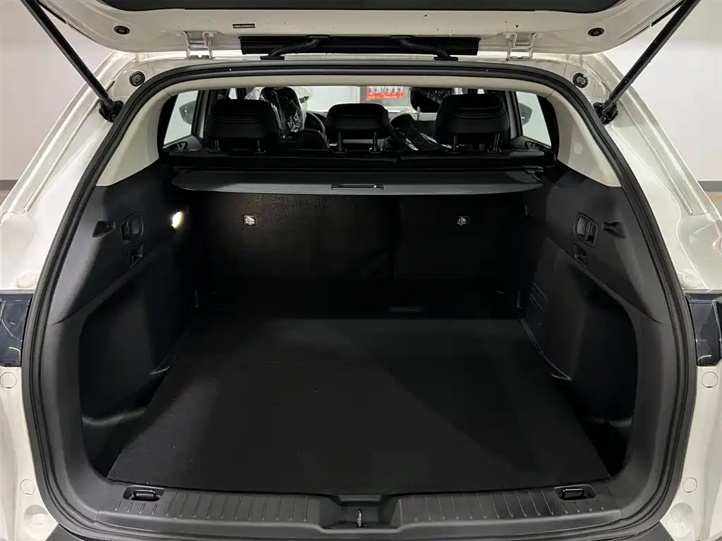 Mazda CX-50 2.0 L