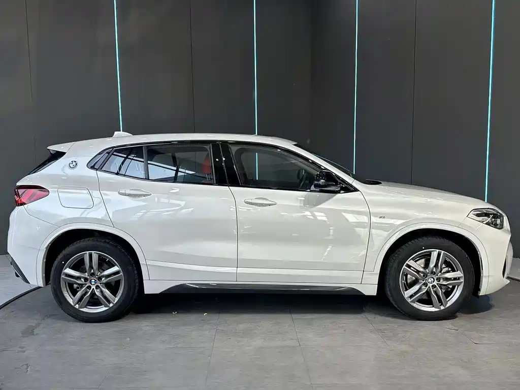 BMW X2 sDrive25 i M Sport Night