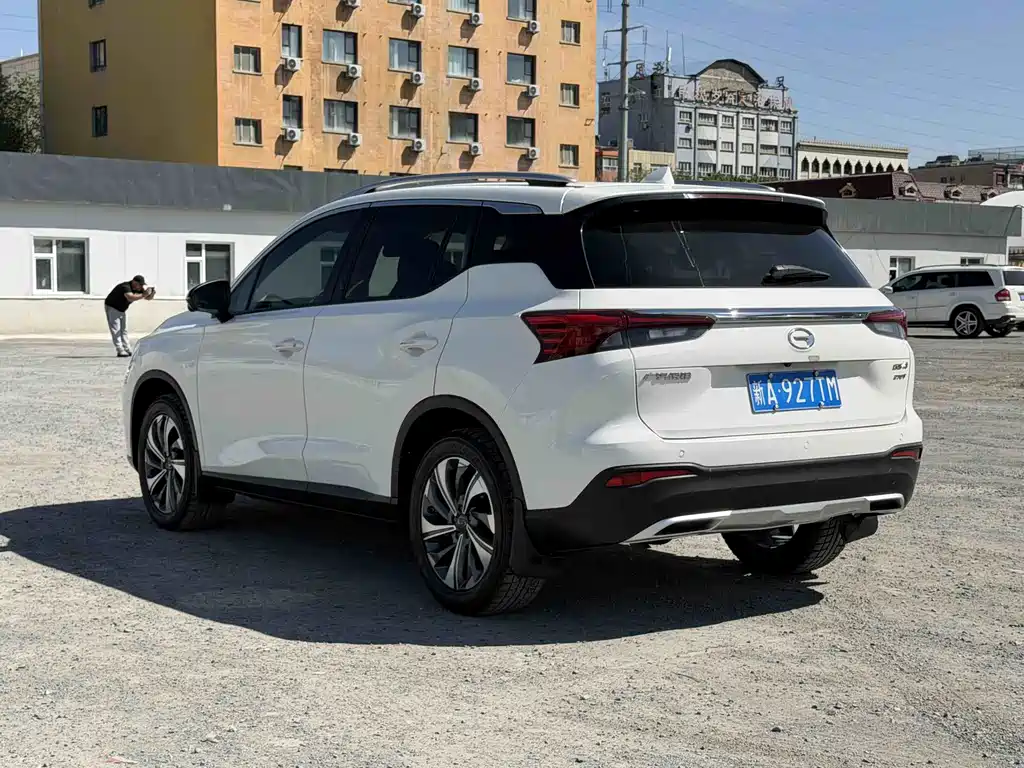 GAC Trumpchi GS4 270 T Auto Connected Tech