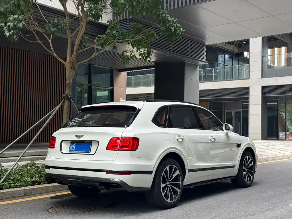 Bentayga 6.0 T Standard