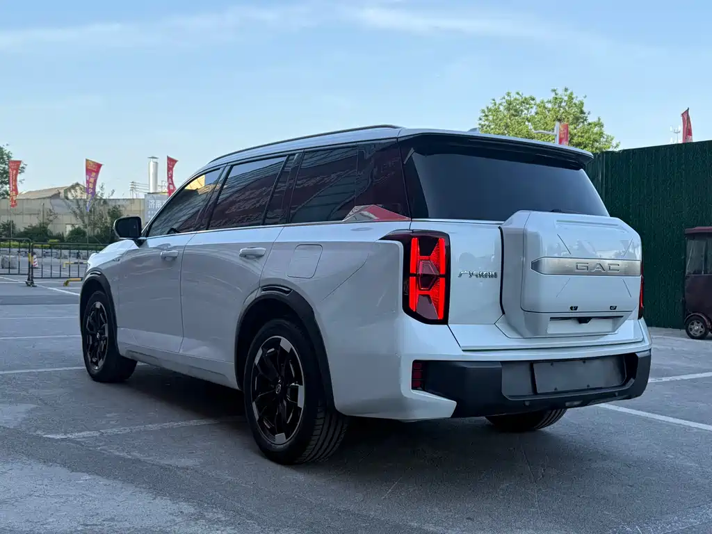 Trumpchi ES9 PHEV 143 km Touring Max