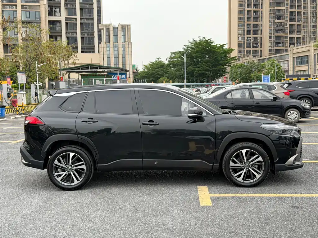 Frontlander 2.0 L CVT Luxury PLUS