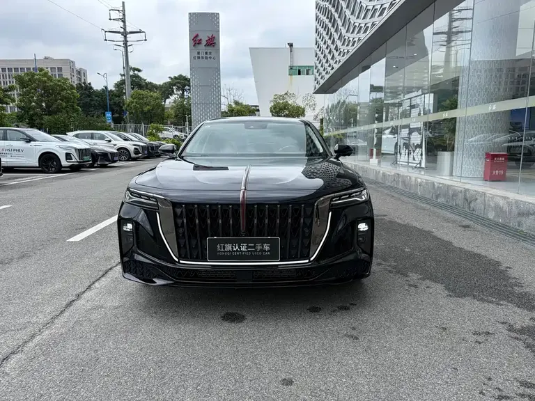Hongqi H9 2.0 T Flagship Smooth Private Style