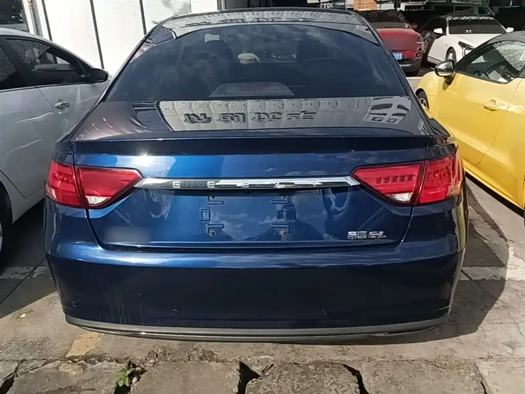 Emgrand GL 1.4 T CVT Luxury