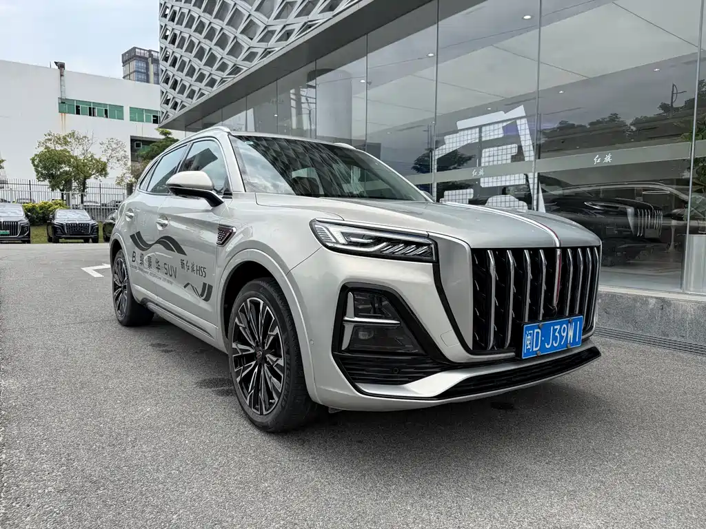 Hongqi HS5 2.0 T 4 WD Flagship Leading Pro