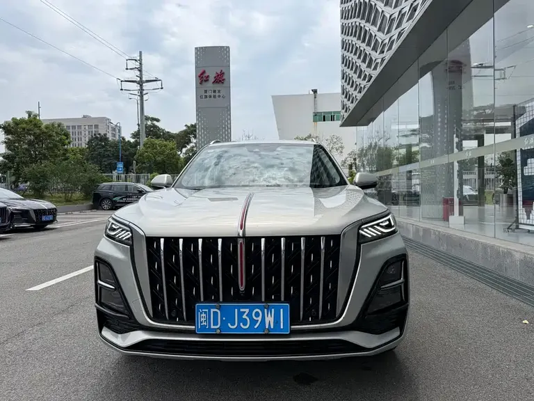 Hongqi HS5 2.0 T 4 WD Flagship Leading Pro