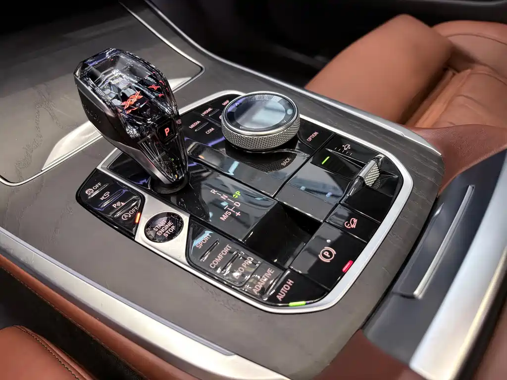 BMW X7 xDrive40 i Individualization Custom Limited M Sport Package