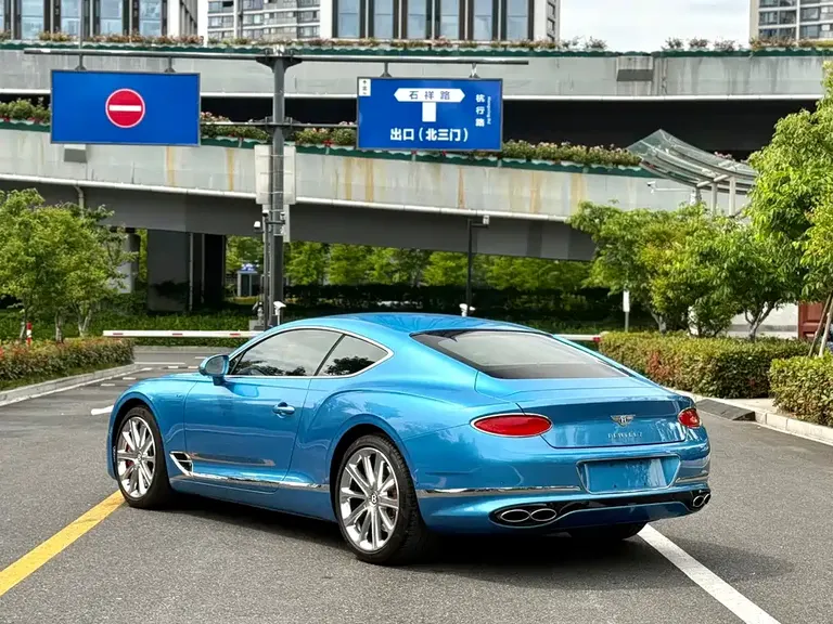 Bentley Continental GT 4.0 T GT V8