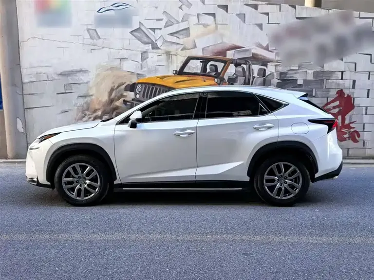 Lexus NX 200 t AWD Sharp Style