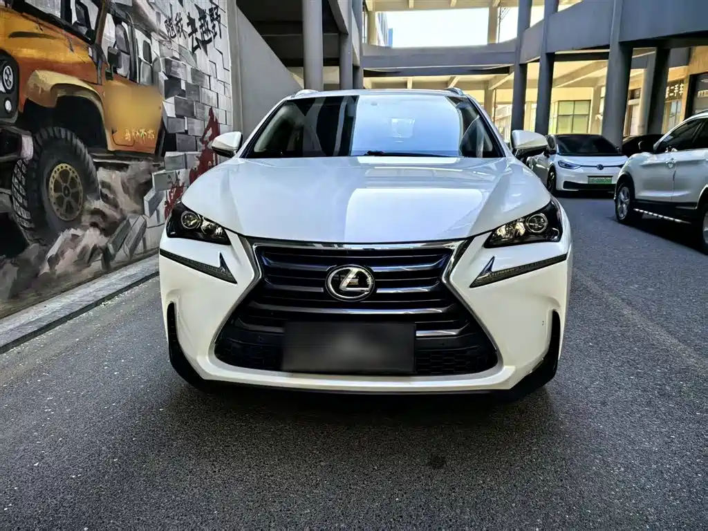 Lexus NX 200 t AWD Sharp Style