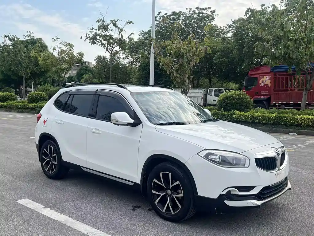Brilliance V5 1.5 T Auto 2 WD Sport