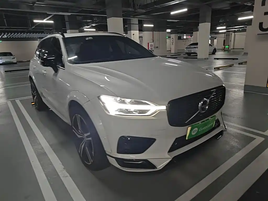 Volvo XC60 PHEV T8 E Drive Hybrid Smart Vision Sport
