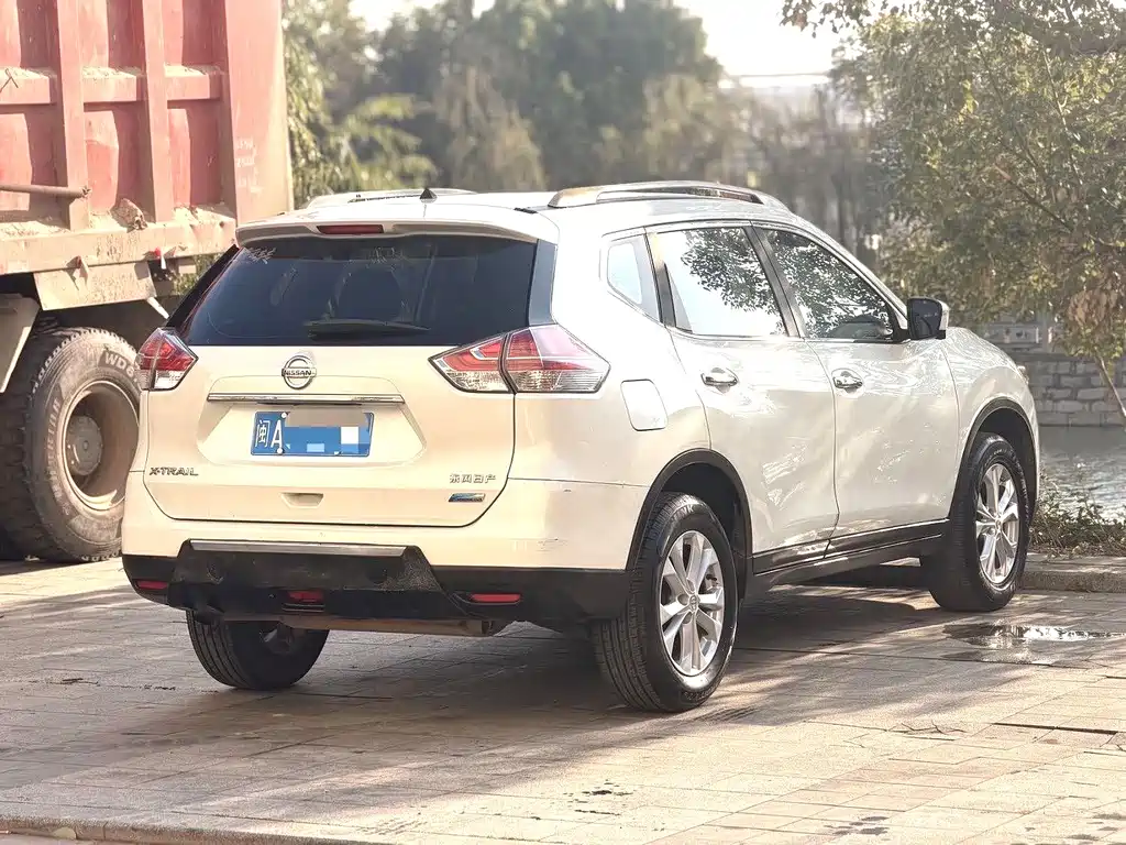 X-Trail 2.0 L CVT Comfort 2 WD