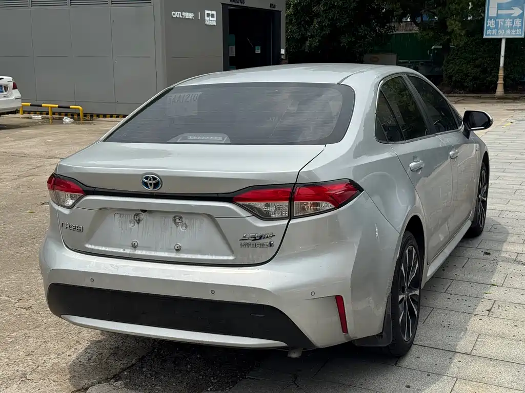 Levin Dual Engine 1.8 H E-CVT Sport CN-V