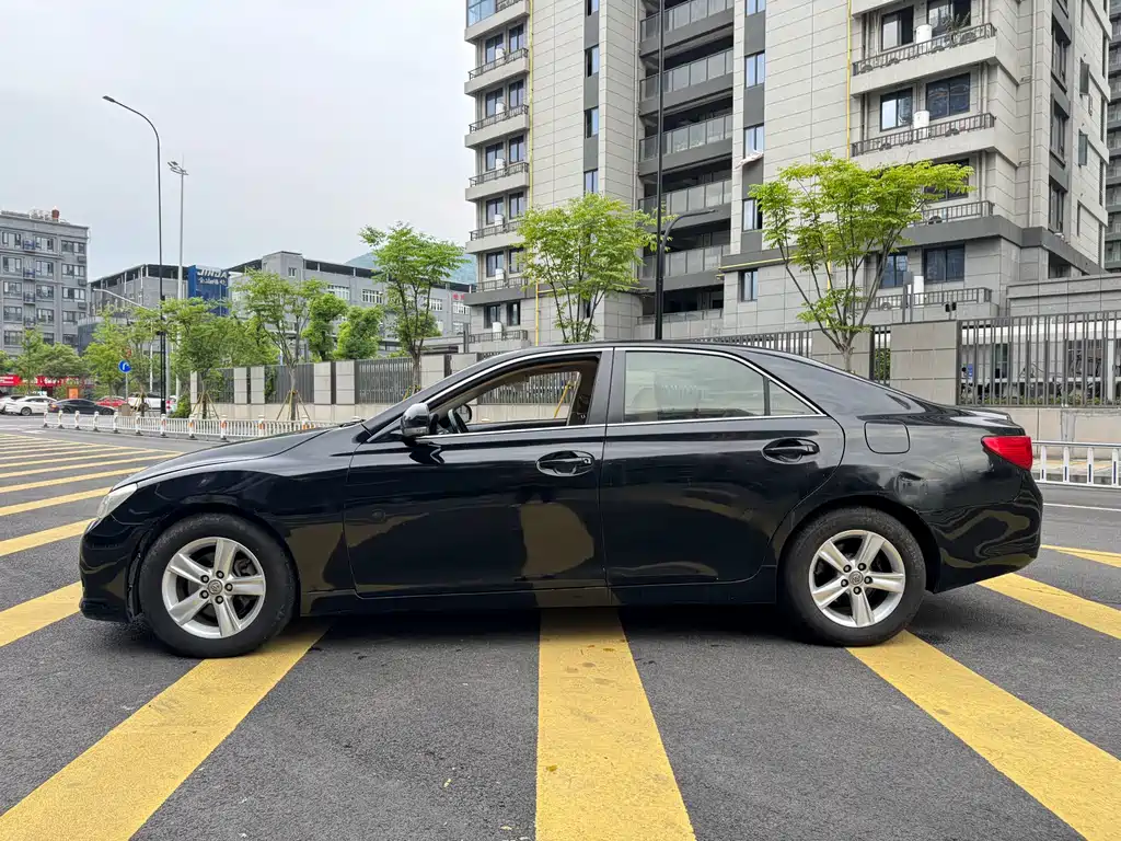 Mark X 2.5 V Style Elite