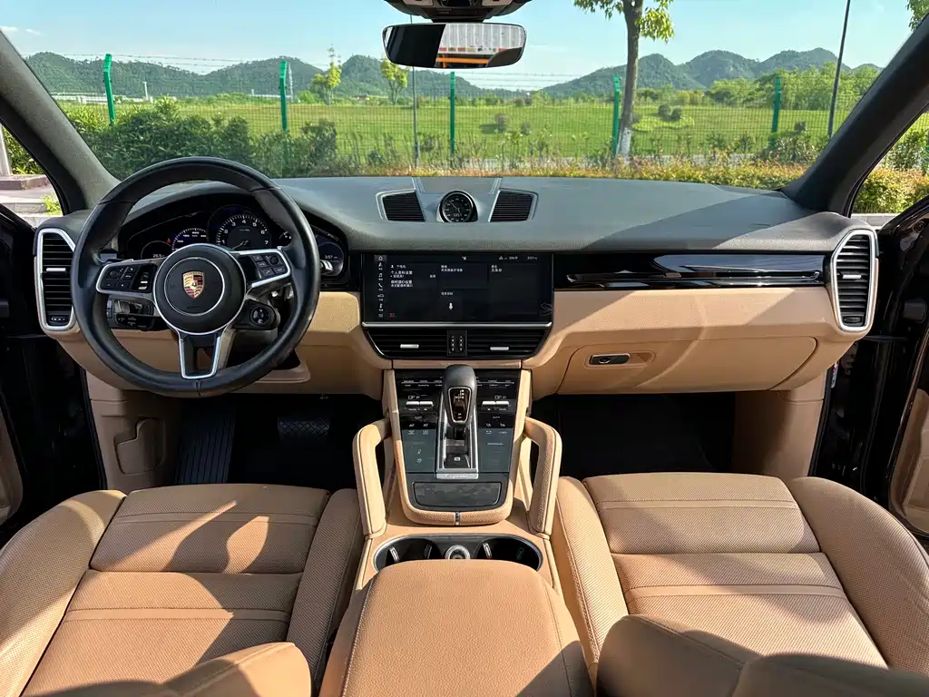 Cayenne NEV Cayenne E-Hybrid 2.0 T