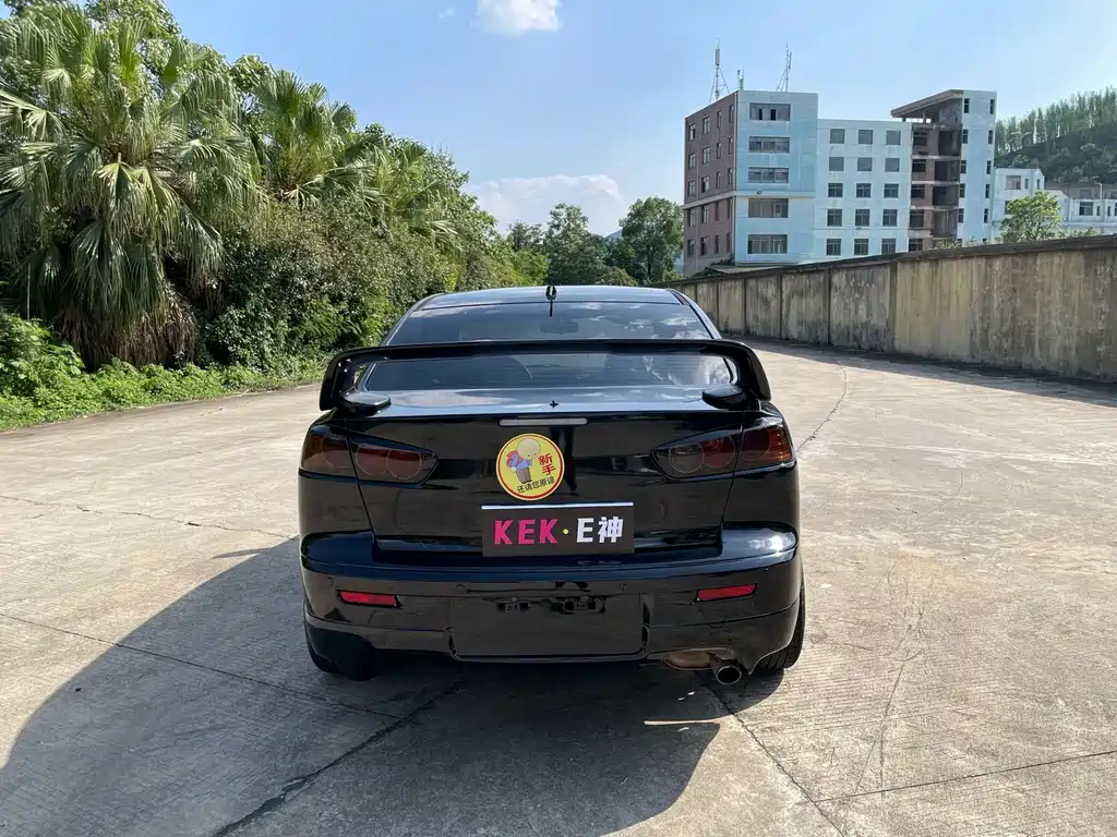 Lancer EX New Year 1.8 L Manual Comfort