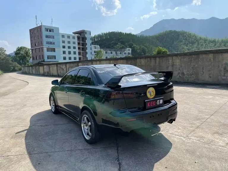 Mitsubishi Lancer EX New Year 1.8 L Manual Comfort