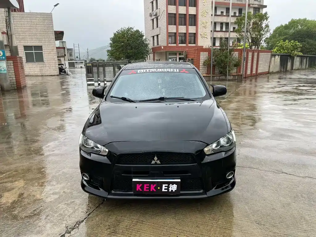 Lancer EX 翼神 2010款 时尚版 1.8 L 手动舒适型