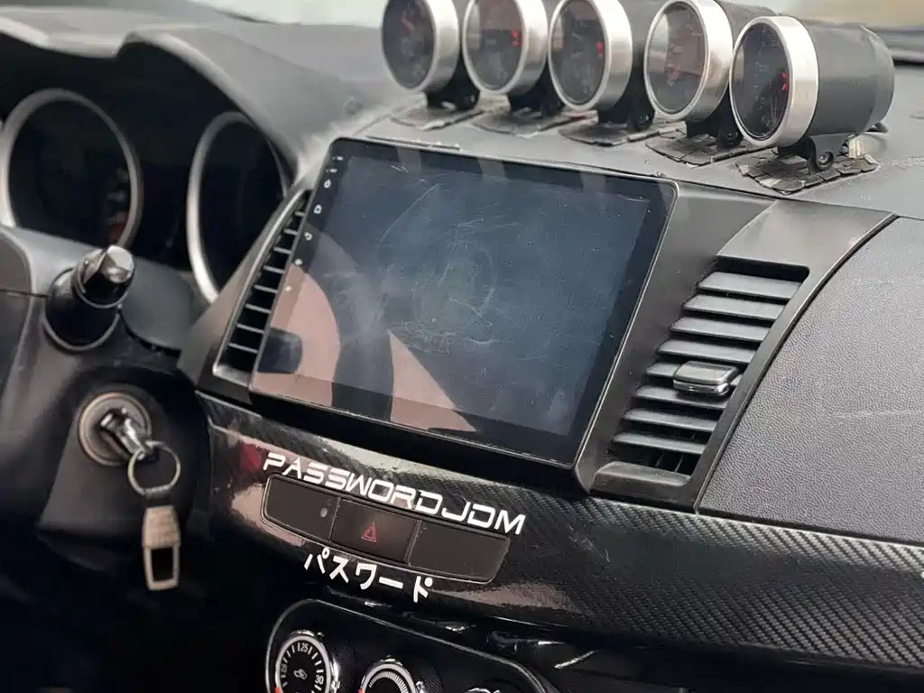 Lancer EX 翼神 2010款 时尚版 1.8 L 手动舒适型