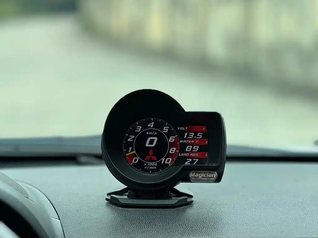 Lancer EX New Year 1.8 L Manual Comfort