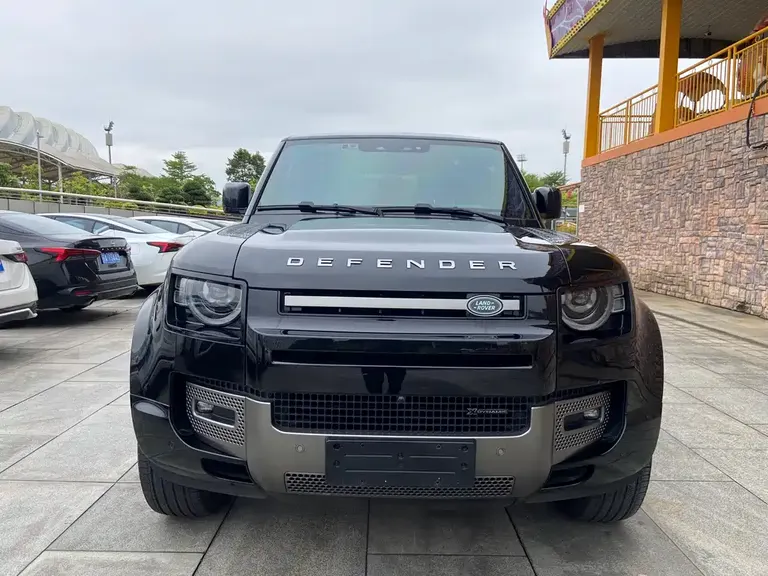 Land Rover Defender 路虎卫士 2023款 90 2.0 T P300 X-DYNAMIC HSE