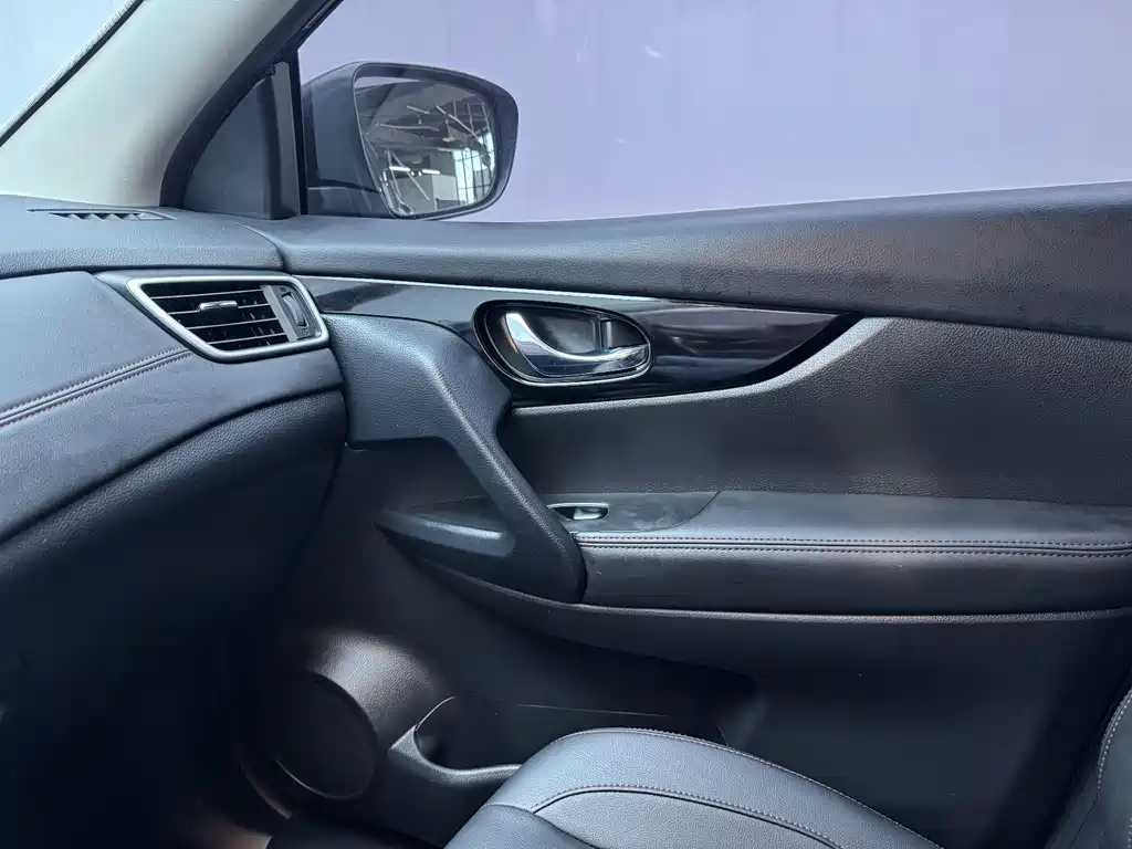 Qashqai Classic 2.0 L CVT XV Comfort